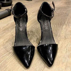 Aldo black strap toe pointed heels